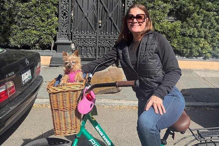 Downtown Charleston Single-Speed Cruiser Rental: Easy City Bike Hire photo 4