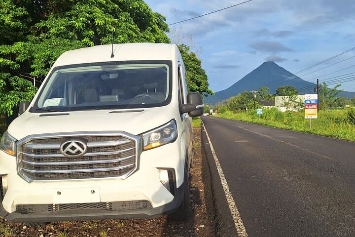 La Fortuna to San José Airport Shuttle — Scenic Transfer via La Paz Waterfall photo 3