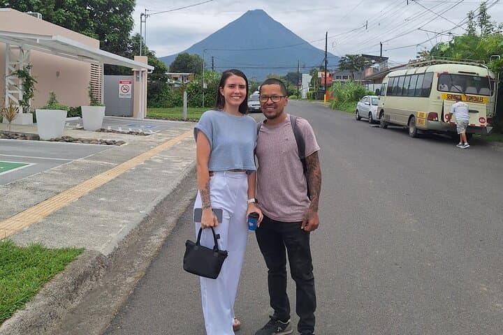 La Fortuna to San José Airport Shuttle — Scenic Transfer via La Paz Waterfall photo 4