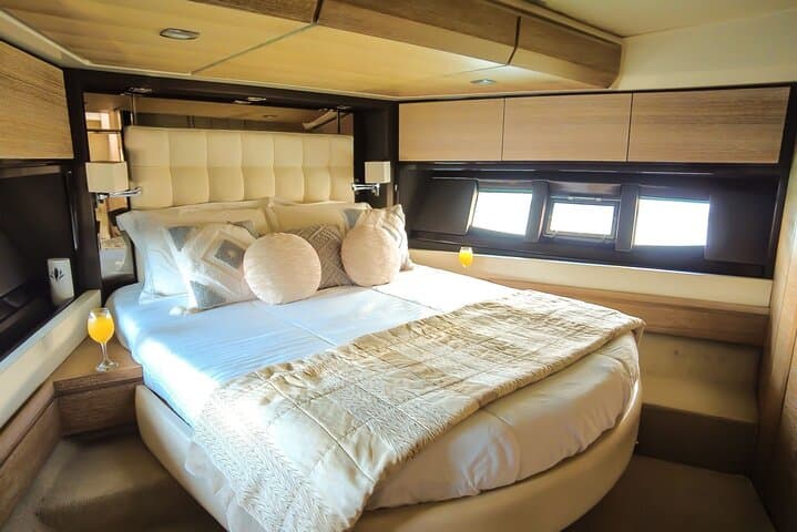 All-Inclusive Luxury Azimut Yacht Charter in Cabo San Lucas photo 2