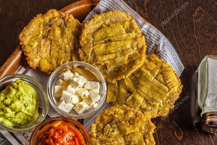 12-Tasting Food Tour in Medellín's Laureles: Local Culinary Walking Experience photo 2