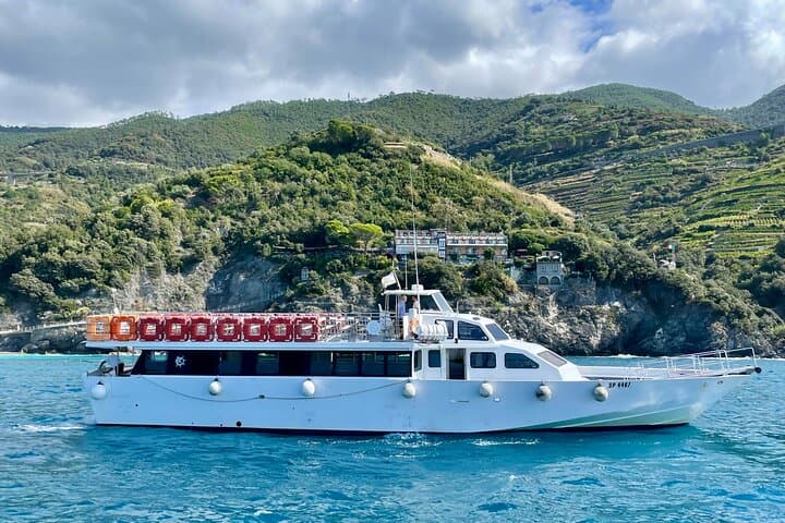 Classic Cinque Terre by Train or Ferry: Private Tour from La Spezia photo 6
