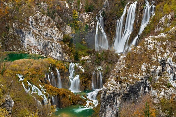 Exploring Plitvice Lakes: Guided Walks, Boat Crossings & Panoramic Train