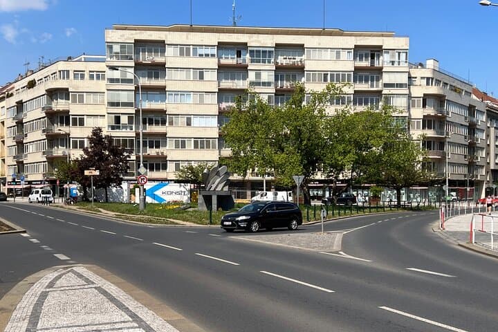 Discover Bauhaus Functionalism: Prague 6 & 7 Walking Tour photo 3