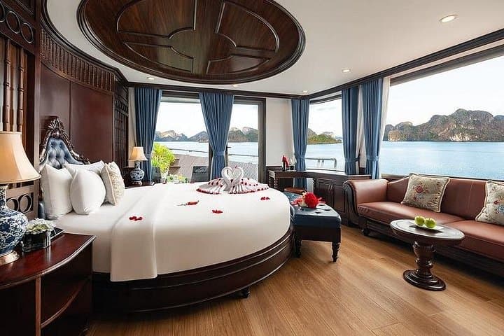 2-Day Luxury Ha Long & Lan Ha Bay Cruise from Hanoi with Kayaking photo 2