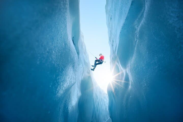 Skaftafell Glacier Hike and Beginner Ice Climbing on Falljökull