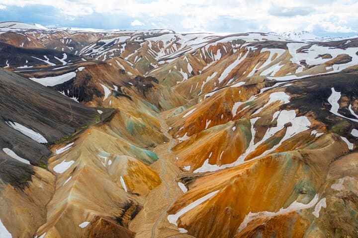Landmannalaugar Day Hike from Reykjavík — Rhyolite Peaks, Lava Fields & Hot Springs photo 4