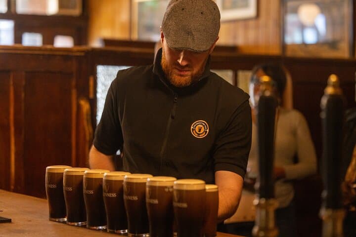 Guinness Storehouse & Perfect Pint Pub Tour: Dublin's Iconic Pour and Pub Crawl photo 5