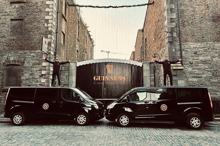 Guinness Storehouse & Perfect Pint Pub Tour: Dublin's Iconic Pour and Pub Crawl photo 3