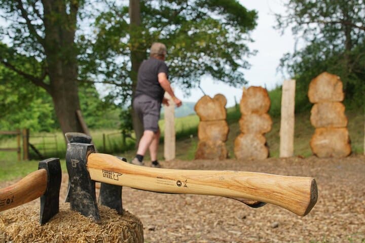 Archery & Axe Throwing in Llangollen: Group Lessons and Target Challenges