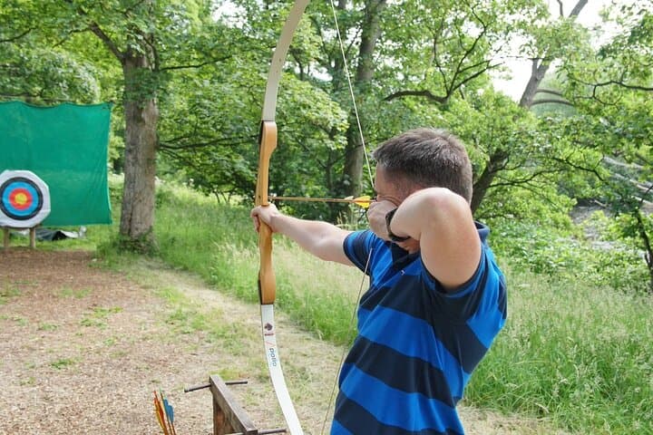Archery & Axe Throwing in Llangollen: Group Lessons and Target Challenges photo 3