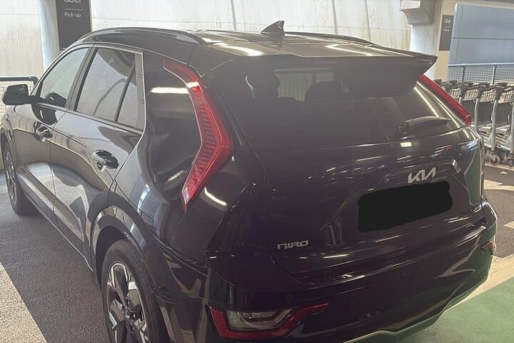 Southampton Port to Heathrow Airport Transfers: Reliable Private Rides to Heathrow photo 3