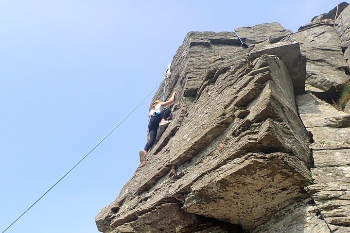Outdoor Rock Climbing Adventure in North Devon — Top‑Rope & Classic Climbs photo 3
