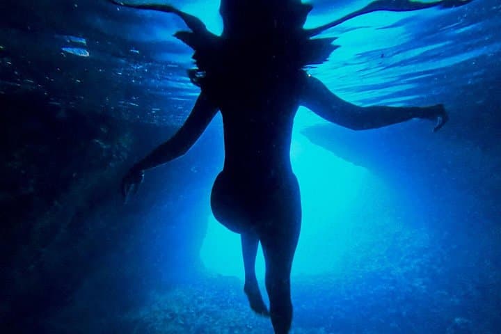 Makarska 3-Island Speedboat Tour: Cave Swim, Blue Lagoon & Cliff Jumps