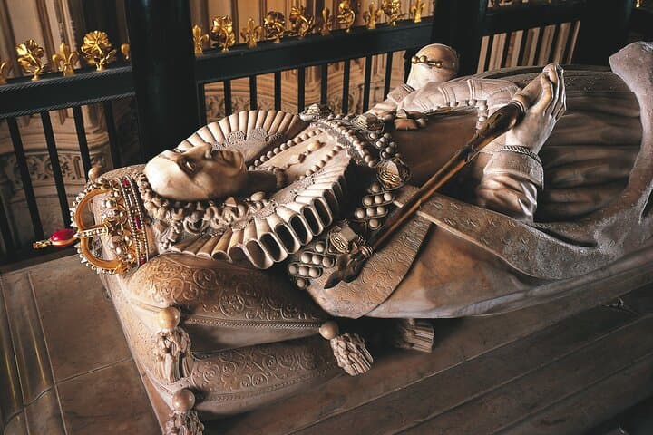 Westminster Abbey Entrance Ticket: Coronations, Royal Tombs & Poets Corner photo 5