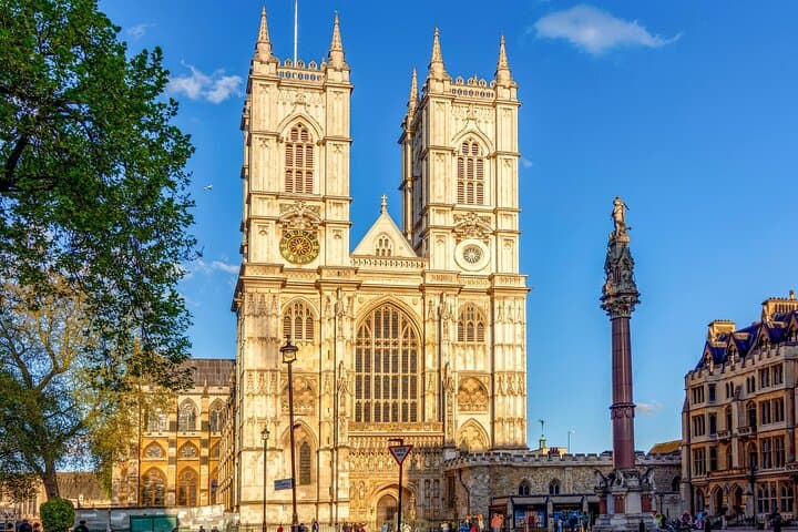 Westminster Abbey Entrance Ticket: Coronations, Royal Tombs & Poets Corner photo 3