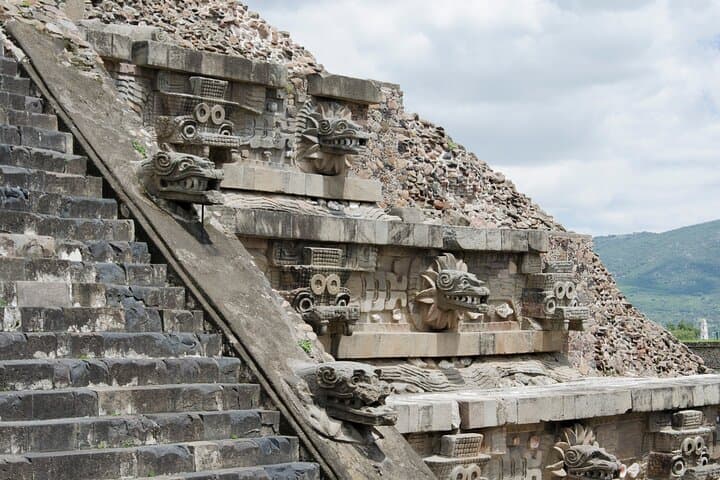 Private Day Trip to Teotihuacán Pyramids from Mexico City — Visitor’s Guide photo 2