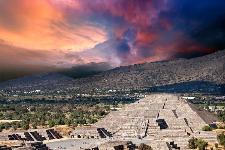Private Day Trip to Teotihuacán Pyramids from Mexico City — Visitor’s Guide photo 4