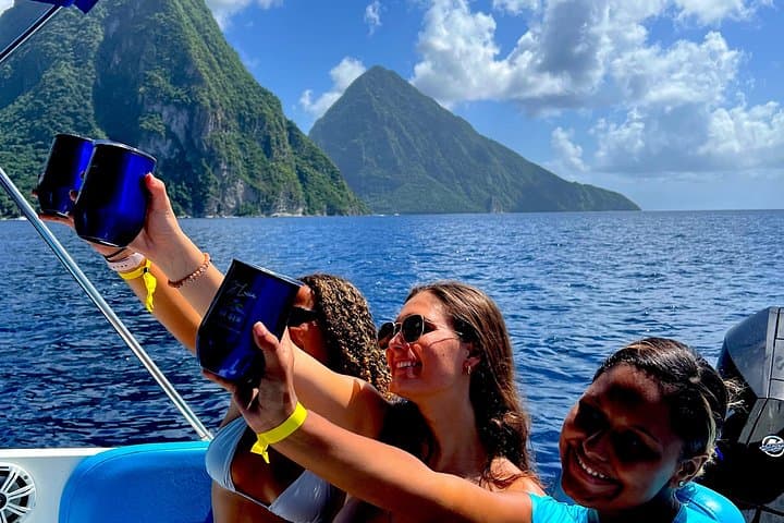 Private Speedboat Airport Transfers to Your Saint Lucia Resort photo 3