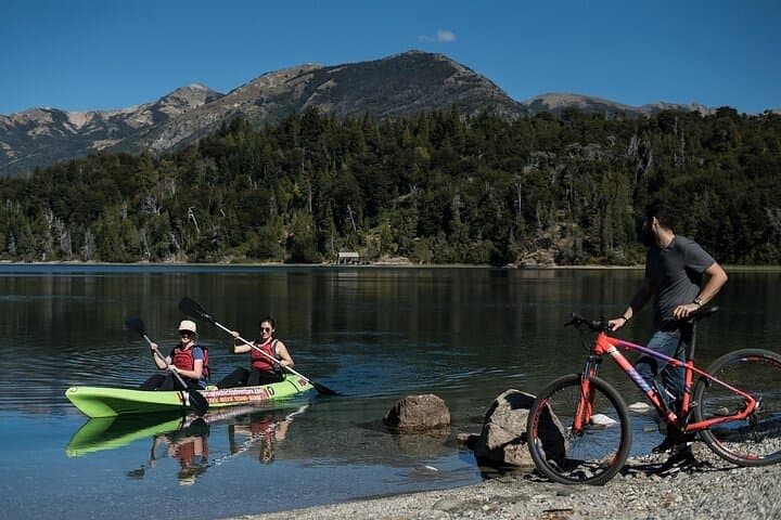 Circuito Chico Combo: Electric Bike + Kayak or SUP Rental in Bariloche photo 2