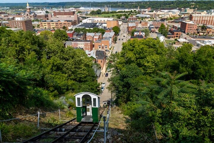 Dubuque Historic Downtown GPS Self‑Guided Walking Tour — Cathedral to Courthouse photo 2