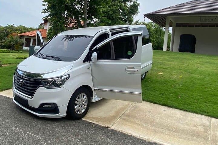 Elevate Your Arrival with VIP VAN Transfers in Punta Cana