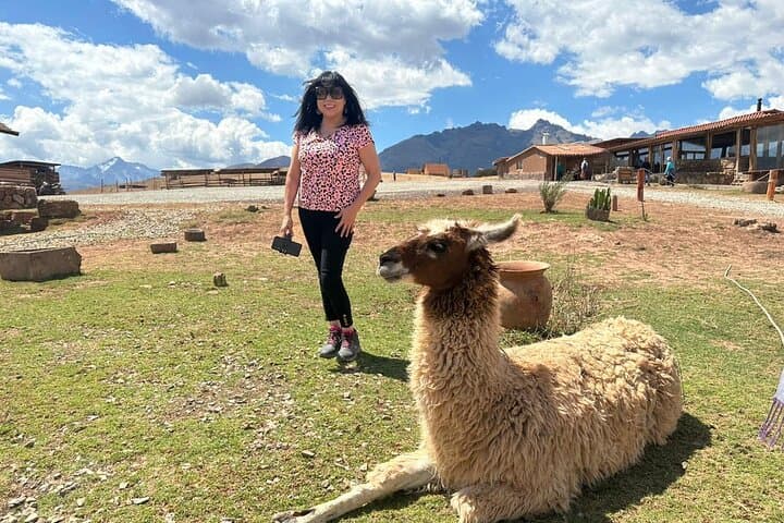 Sacred Valley and Maras Moray Day Tour from Cusco with Buffet Lunch photo 5