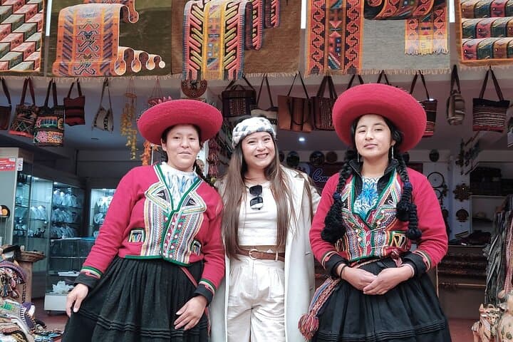 Sacred Valley and Maras Moray Day Tour from Cusco with Buffet Lunch photo 6