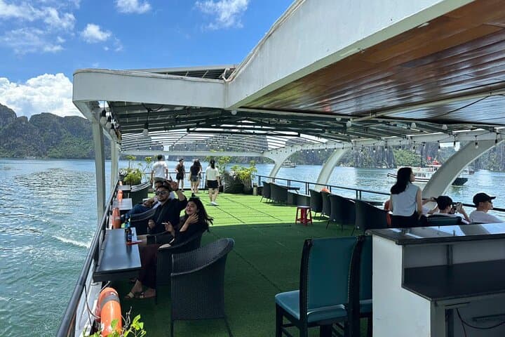 Halong Bay Day Cruise: Alova Premium Full-Day Trip from Hanoi
