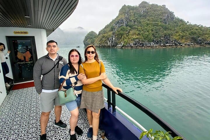 Halong Bay Luxury Day Cruise Aboard Sonata — 6-Hour Scenic Cruise with Kayaking & Sung Sot photo 5
