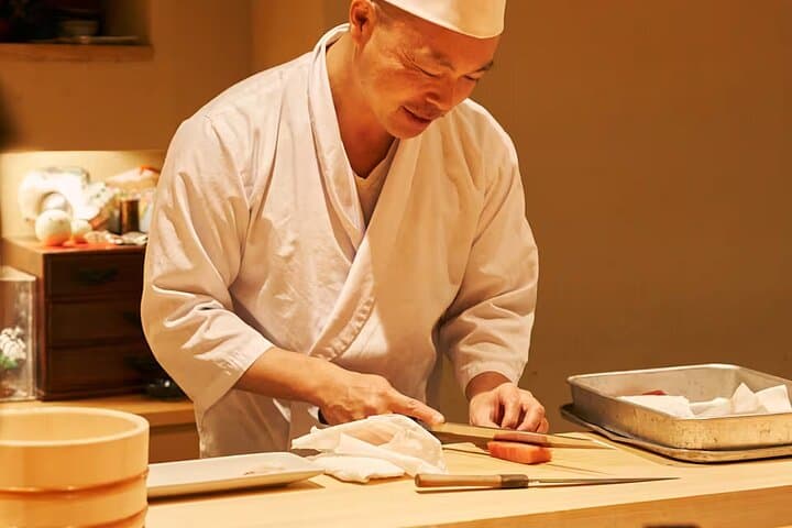 Tokyo Private 6-Hour Guided Tour & Sushi-Making Experience photo 5