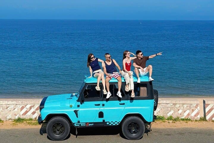 Mui Ne Sand Dunes Jeep Tour: Sunset, Sandboarding & Fairy Stream