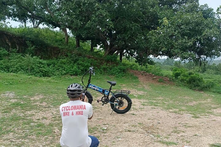 Kumbhalgarh Electric Cycle Tour: 25 km E-Bike Ride Through Villages & Aravali Views photo 4