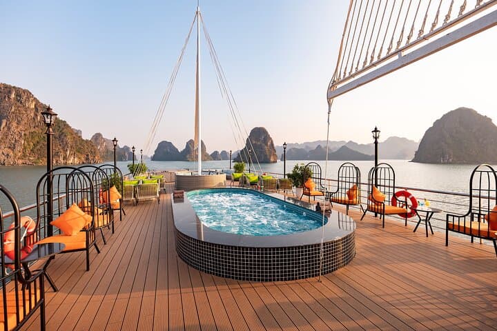Halong Bay Luxury Day Cruise: Amethyst Day Trip to Luon Cave, Titov & Surprising Cave photo 3