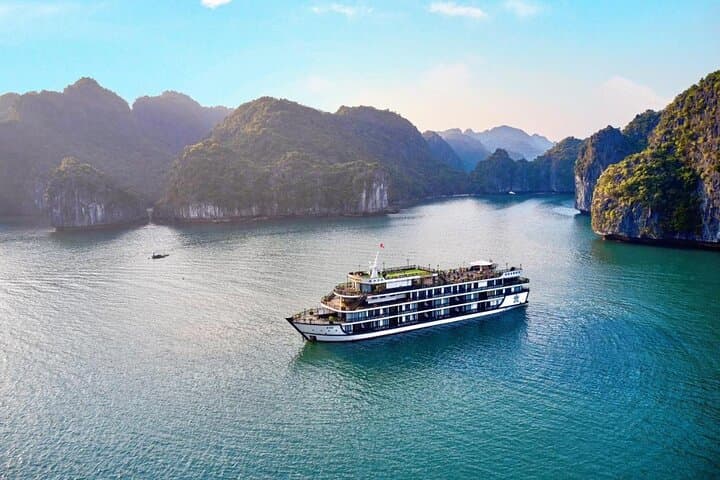 Luxury 2-Day Halong & Lan Ha Bay Cruise from Hanoi: 5-Star Cabin, Kayaking & Tai Chi photo 2
