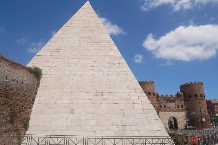Hidden Rome E‑Bike Food Tour: Testaccio, Trastevere & Janiculum Views photo 2