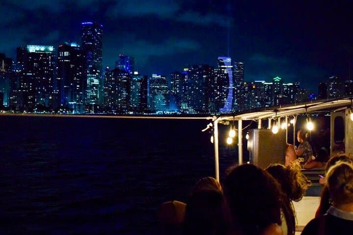 Miami Night Skyline Cruise with Open Bar — 2‑Hour Biscayne Bay Evening Cruise photo 4
