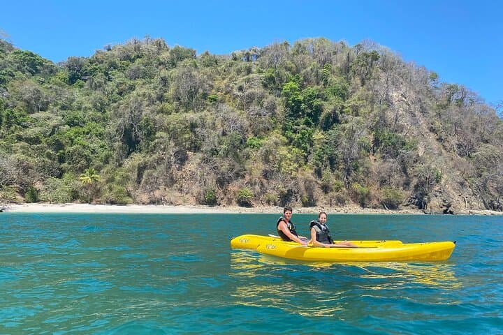 Paddling Curú: A Guided Kayak Tour Through Mangroves and Bay Life photo 4