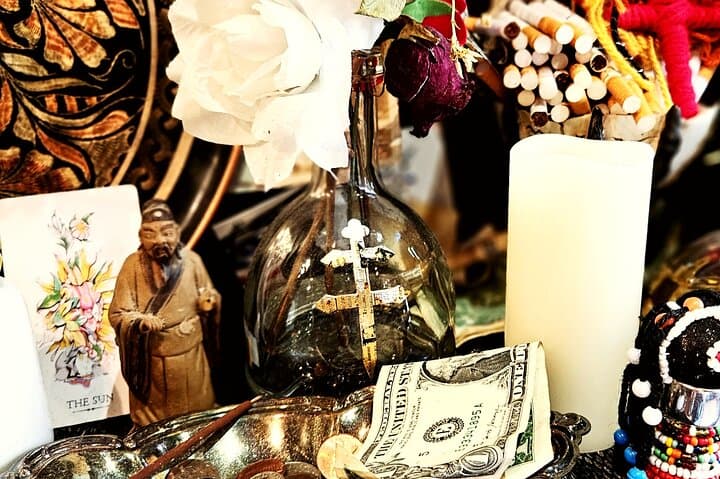 New Orleans French Quarter Voodoo & Culture Walking Tour — Marie Laveau, Architecture & Hidden Sites