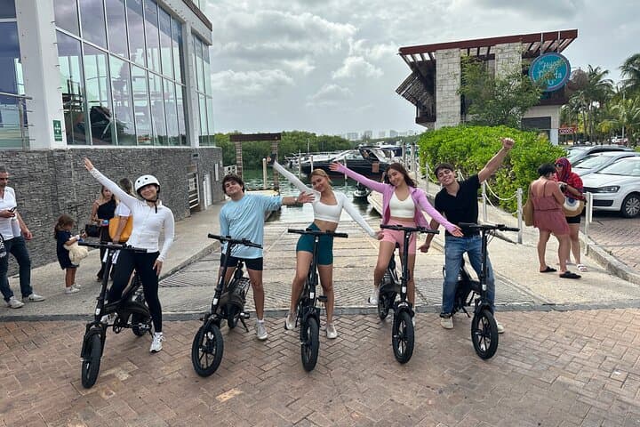 Glide Through Cancun: 90-Minute E‑Bike Tour of the Hotel Zone & Puerto Cancun photo 3