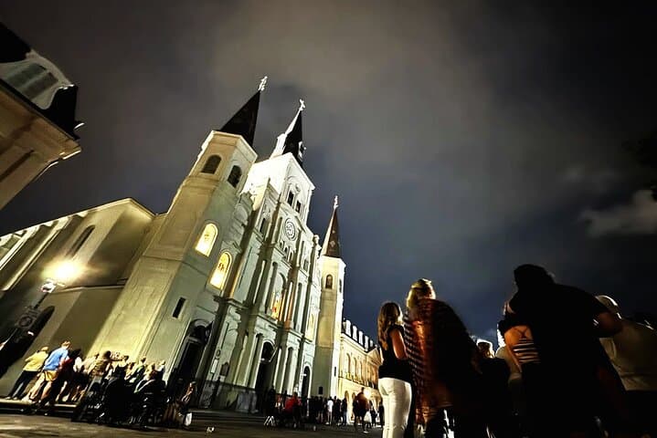 Haunted French Quarter: Adults-Only Ghost, Voodoo & Vampire Walking Tour in New Orleans photo 6