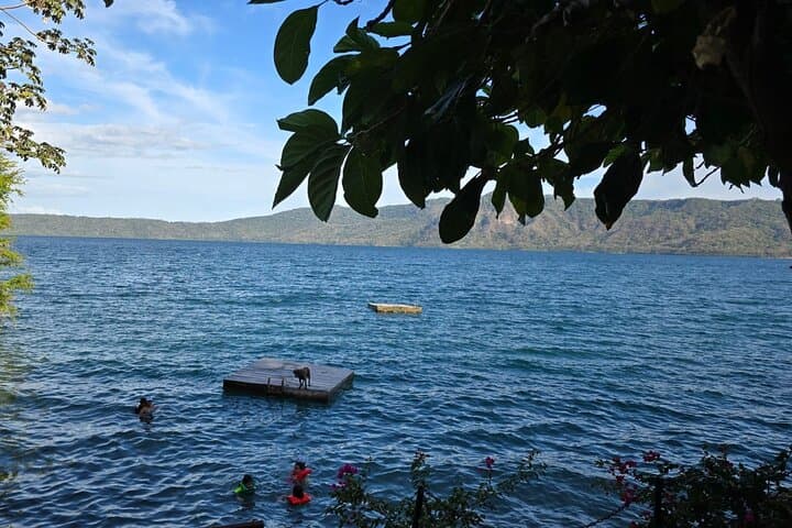 Explore Masaya Volcano and Kayak the Apoyo Lagoon: A Unique Nicaragua Adventure photo 6