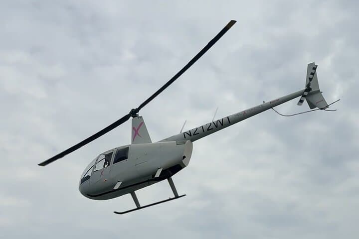 Soaring Over Miami: A Practical Guide to the South Beach and Downtown Helicopter Tour photo 2
