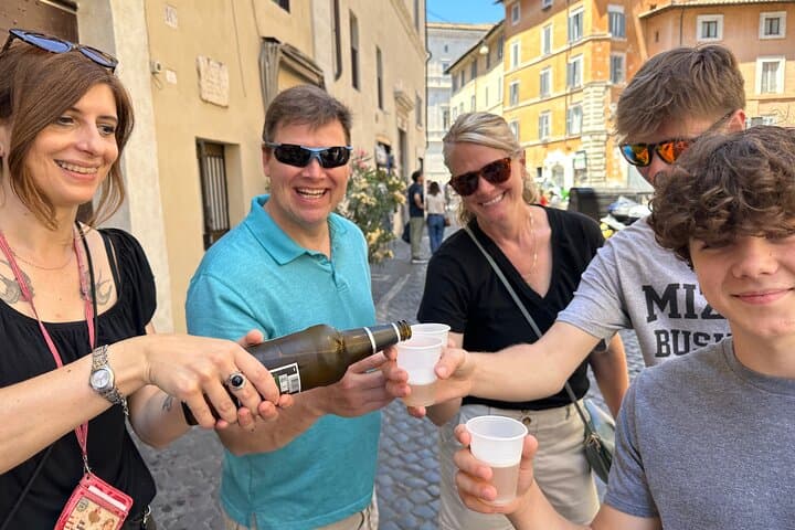 Rome Beer Walking Tour: Sips, Bites & Trastevere Sights