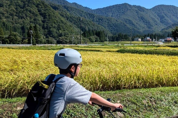 E-Bike Yuzawa: Lake Daigenta, Rice Terraces & Mountain Views photo 2