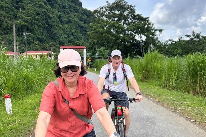 Pu Luong & Ninh Binh 3-Day Trek: Rice Terraces, Bamboo Rafting and Mua Cave Views photo 2