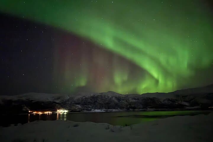 Tromsø Northern Lights Hunt: Small-Group Arctic Aurora Chase