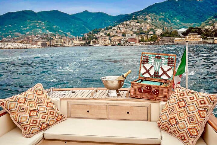 Private Boat Tour of the Portofino Riviera: Full-Day Cruise to Portofino, San Fruttuoso & Camogli photo 3
