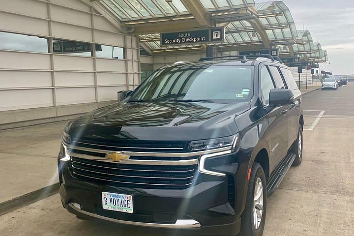 Reagan National (DCA) Private Airport Transfer — Door-to-Door Ride in Washington, D.C. photo 2