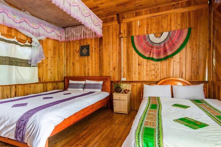 Sapa Trek and Bac Ha Market: Overnight Train to Ta Van Homestay photo 2